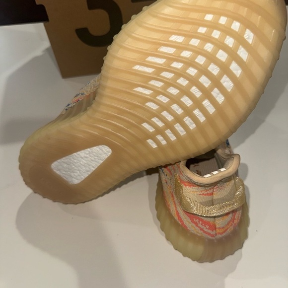 New adidas Yeezy boost 350 v2 mixed oats men’s size 6 - Picture 5 of 5